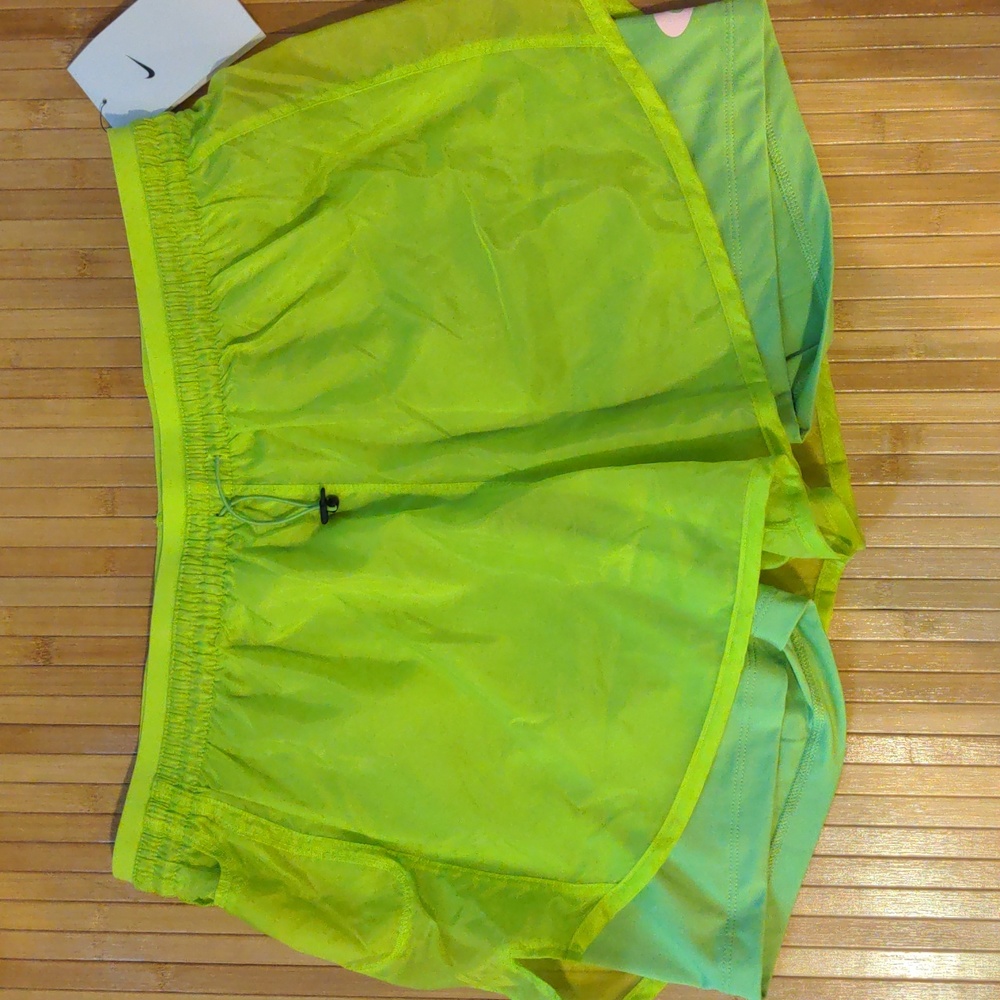 Nike Running Shorts Clash Tempo Layered, Atomic Green, Atmosphere, NEW, Sz Large